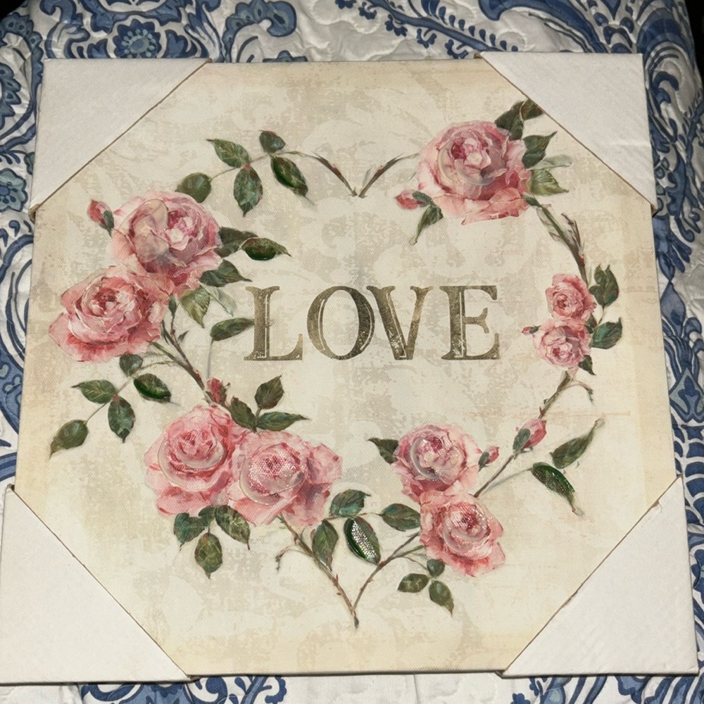 12” x 12” Canvas Wrap Frame LOVE In Heart and Roses NWOT Bundle Only Item